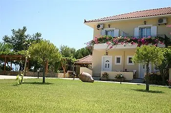 Apartment Villa Carina Kounopetra Greece